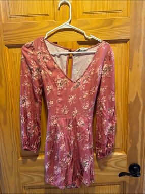 American Eagle Outfitters Dusty Rose Floral Long Sleeve romper